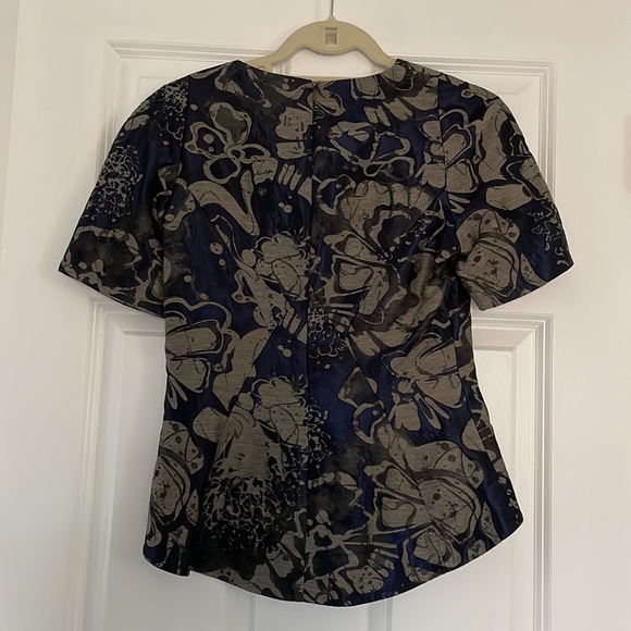 Hilton Hollis High Low Blouse - Picture 2 of 5